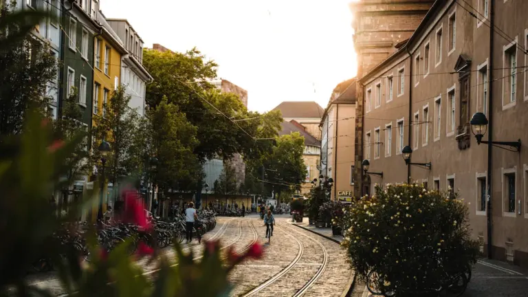 Fürth senkt Schulden – was jetzt für die Stadt zählt