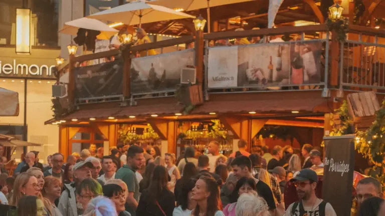 Chemnitzer Weinfest: Ab 24. Juli öffnet die neue Weinlounge