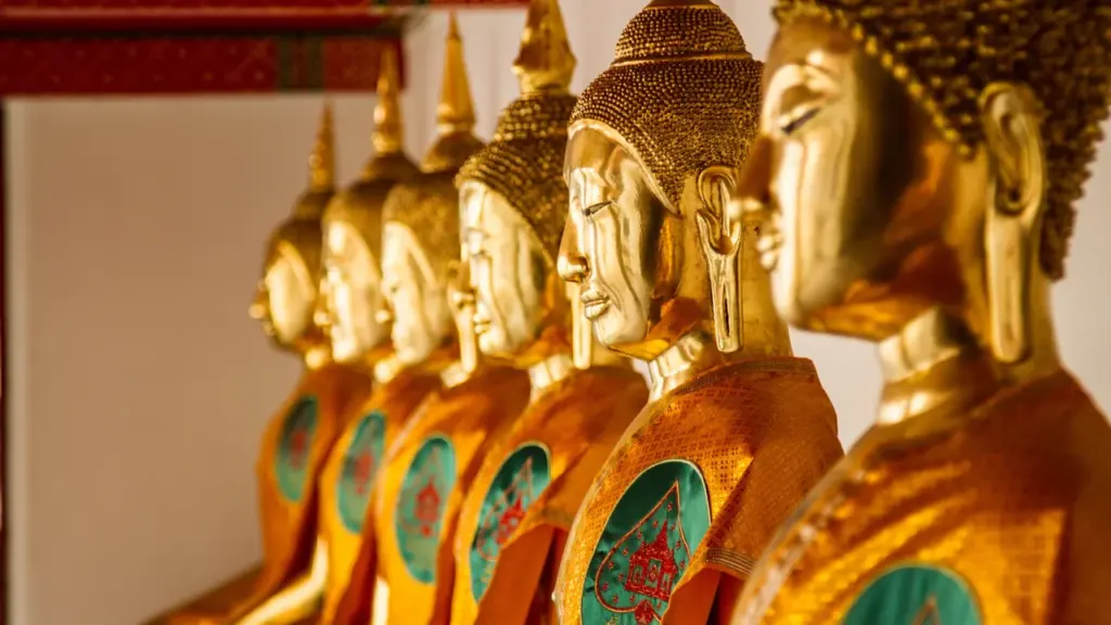 Kostenfreie buddhistische Meditation in Ulm am Abend