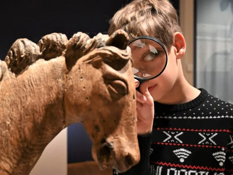 Kronensuche in Paderborn: Rätseltour für Kinder am 22. August