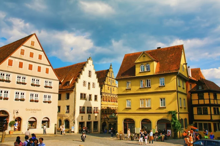 Regensburg: Führung am Alten Kornmarkt am 10. August