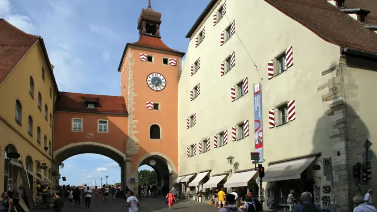 Regensburg: Historischer Blick auf den Neupfarrplatz