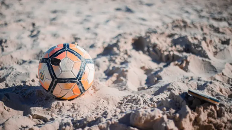 Rostock: Beachsoccer-Finale am Strand bei freiem Eintritt