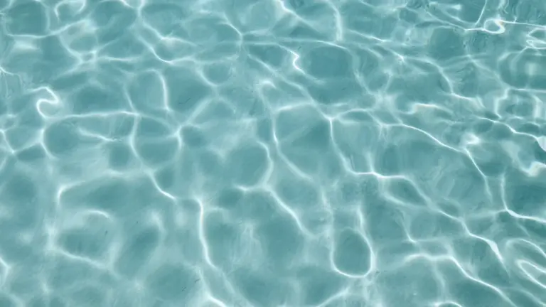 Traumsymbol Wasser: Was es über Ihre Gefühle verraten kann