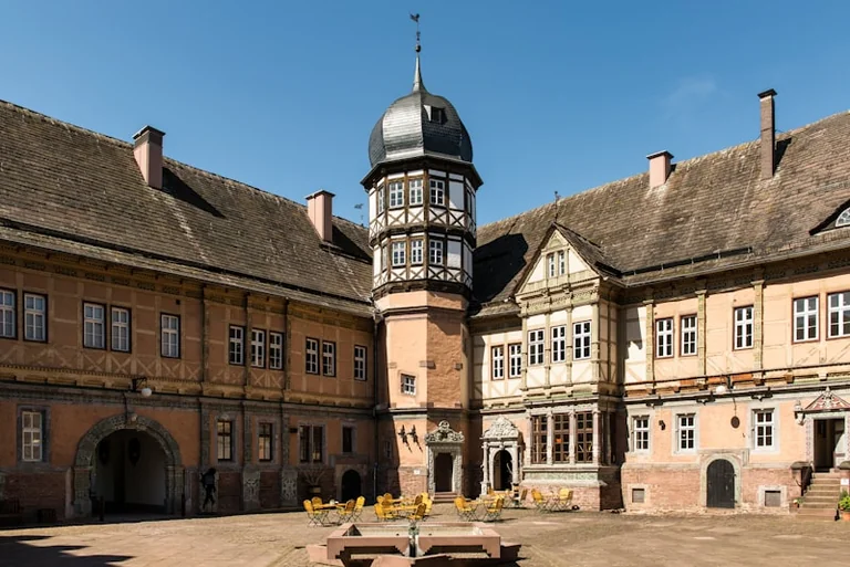 Zeitreise in Kumpfmühl: Führung durch das Salettl am 8. August