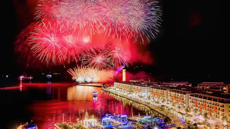 Warnemünder Brückenfest: Fünf Tage Eintritt frei in Rostock